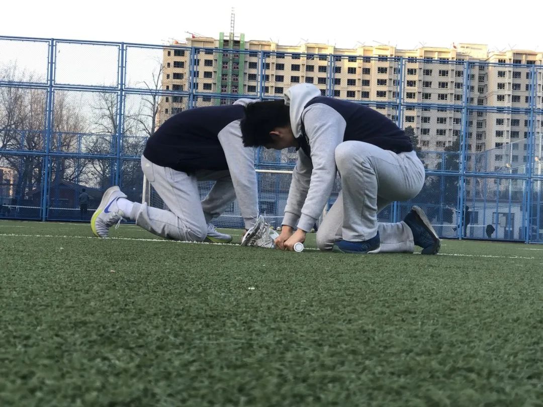 篮球位置1-5站位_篮球5个站位_篮球5v5基本站位规则